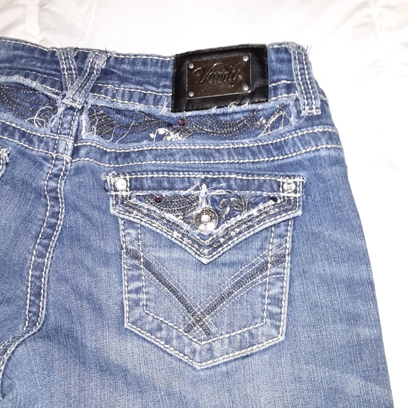 Distressed vanity jeans - Picture 4 of 5